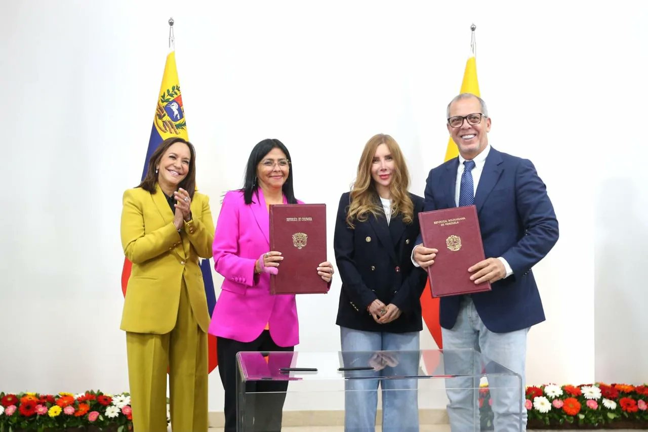 elestimulo's tweet card. El acuerdo ya fue firmado por Venezuela y Colombia. El gobierno venezolano dice que los primeros estados involucrados son Táchira y Zulia, pero está considerando incluir a Amazonas y Apure en las...