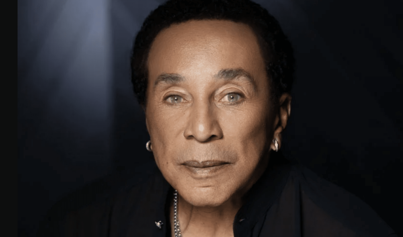 thatgrapejuice's tweet card. The allegations against Motown legend Smokey Robinson continue to mount, as a fifth woman has stepped forward and officially filed a police report with the Los Angeles County Sheriff's Department,...