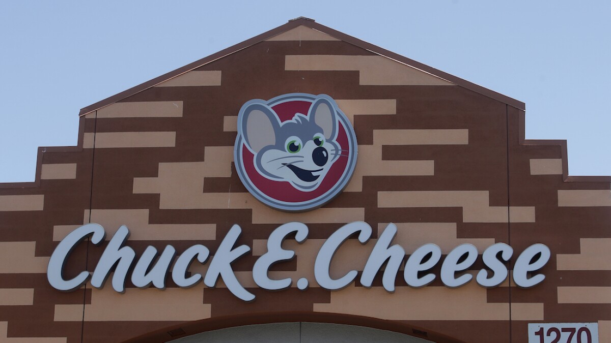 WPTV's tweet card. Wearing the furry mask of the iconic Chuck E. Cheese mascot mouse, an employee of the popular children's birthday destination was arrested for using a stolen credit card.