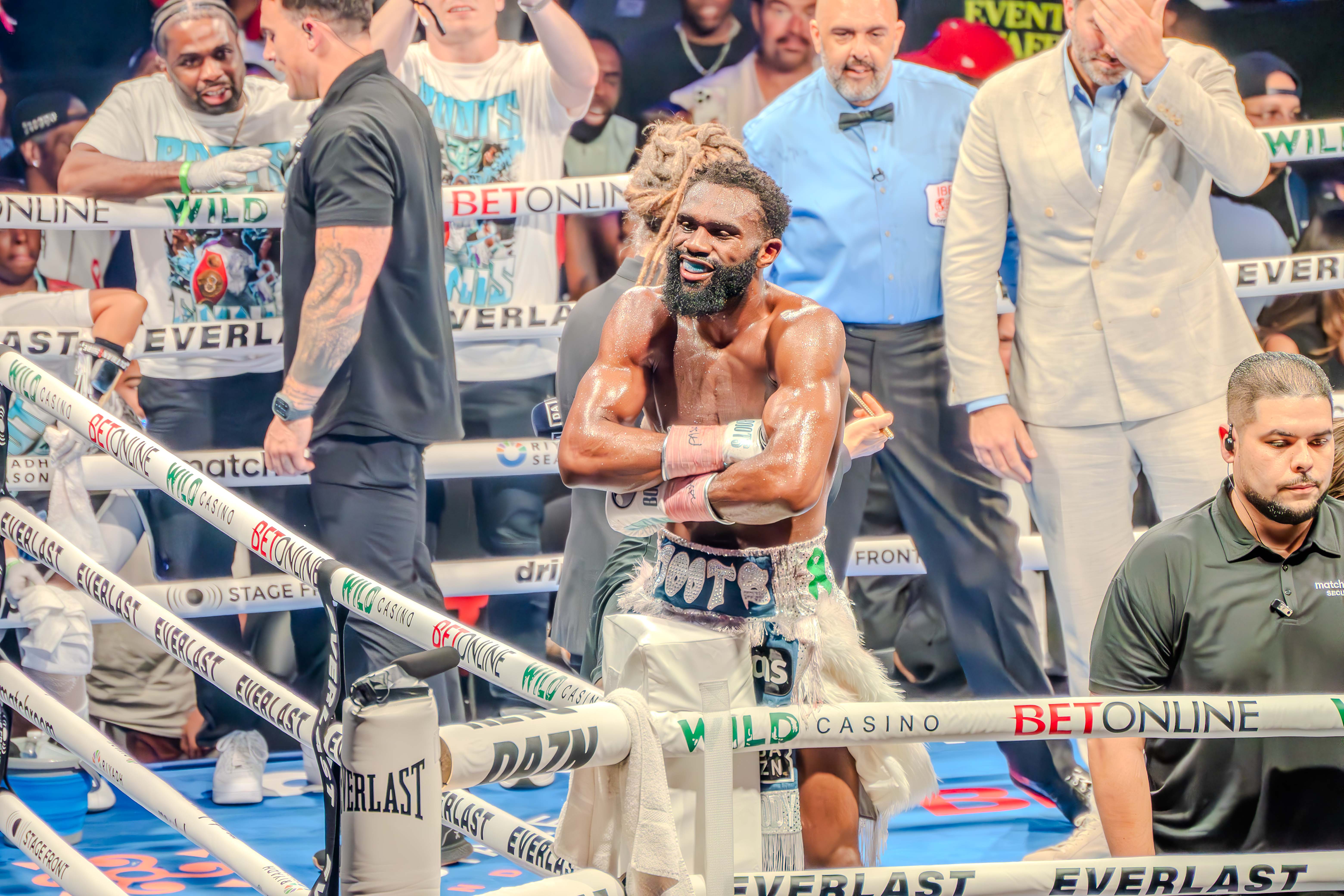 boxingsource2's tweet card. Jaron Ennis (34-0 30 KOs) has signed a long-term multi-fight promotional extension with Matchroom Boxing and DAZN. Ennis, who is going up to the super welterweight division after being the IBF and...