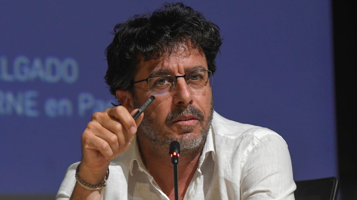 EmilioMorenatti's tweet card. El prestigioso galardón, otorgado por la Asociación de Periodistas de Segovia, va destinado a corresponsales y enviados especiales de medios españoles en el extranjero