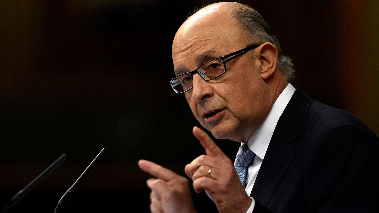 24heconomia's tweet card. En un contexto marcado por la desconfianza hacia las instituciones y la gestión pública, el llamado ‘caso Montoro’ ha irrumpido con fuerza en la agenda política y mediática de España. La imputación...