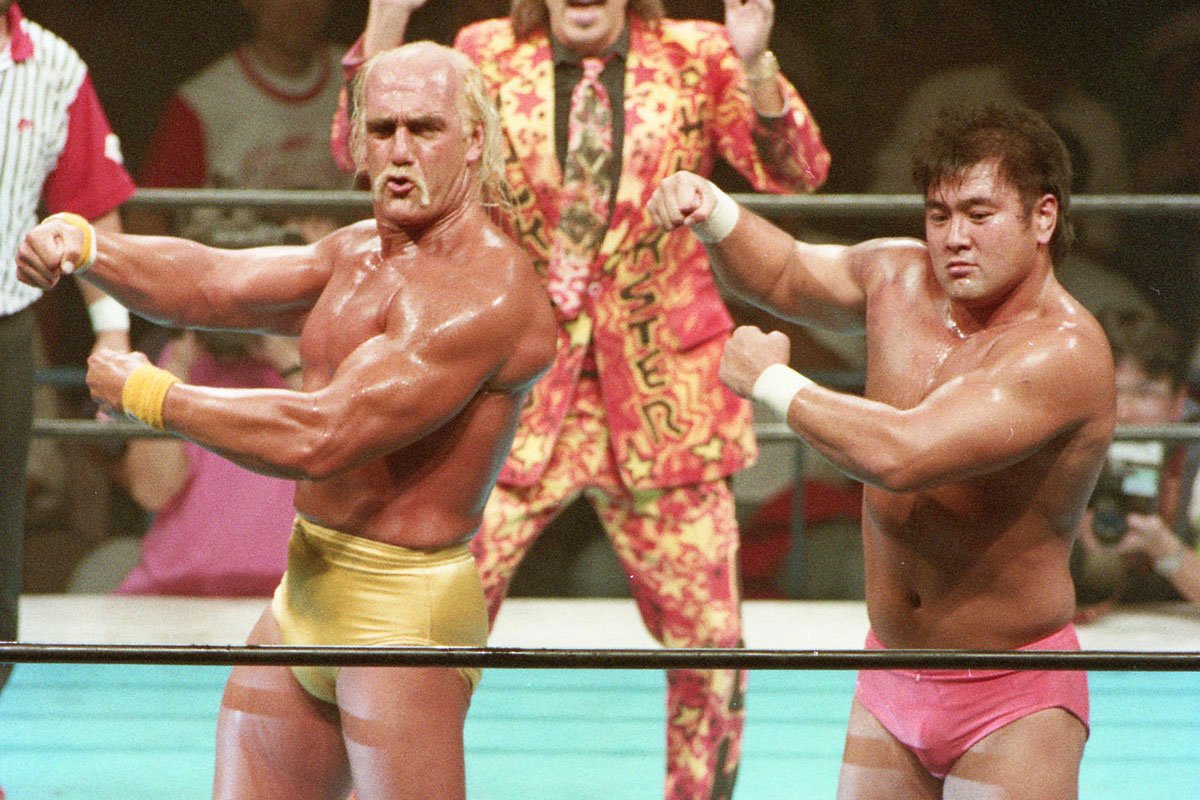 muto_keiji's tweet card. 　世界的人気を誇るプロレスラーの〝超人〟ことハルク・ホーガンさん（本名テリー・ボレア）が24日、米フロリダ州の自宅で心臓発作により死去した。ホーガンさんと対戦し、時にタッグやユニットを組むなど深く関