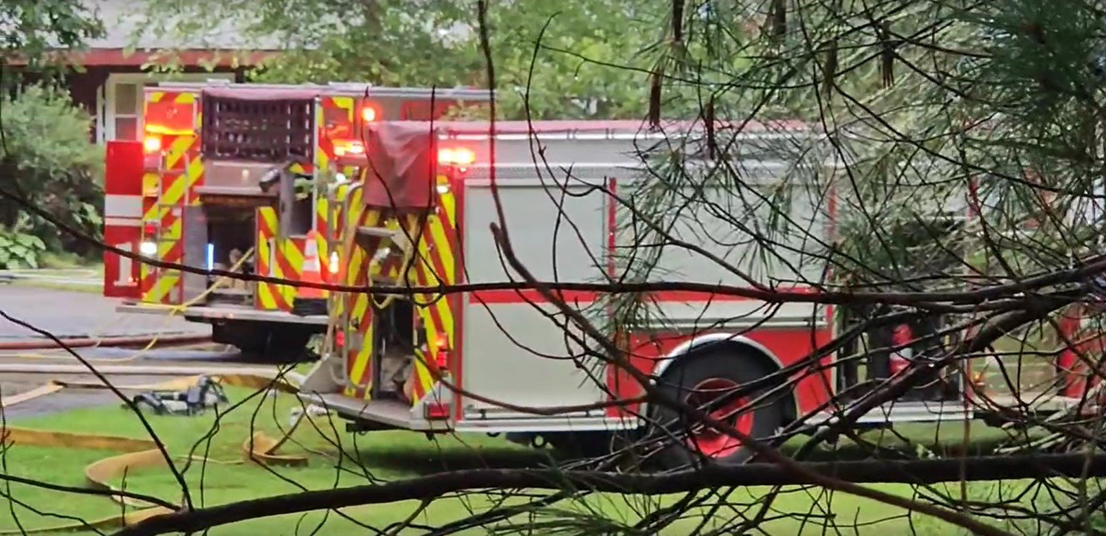 ABC6's tweet card. Lightning struck a home in North Smithfield and caused a fire on July 25, 2025. (WLNE)NORTH SMITHFIELD, R.I. (WLNE) — The North Smithfield Fire Department said a lightning strike caused a fire on...