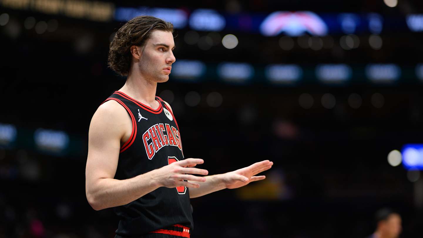 BullsAlerts's tweet card. The Chicago Bulls are coming off a timid 2024-25 season, hoisting a 39-43 record on their way to losing in the first round of the play-in tournament. The Bulls