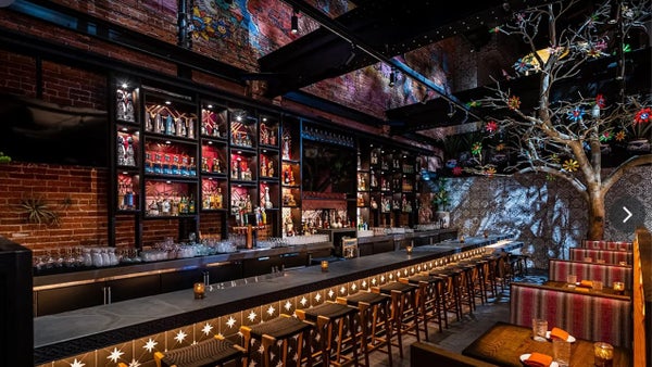 DCDAOxyz's tweet card. Last-minute crypto socializing, and networking meet up. Let's meet at this incredible vibe restaurant bar on 14th St with the best Mexican food. The happy hour specials ar