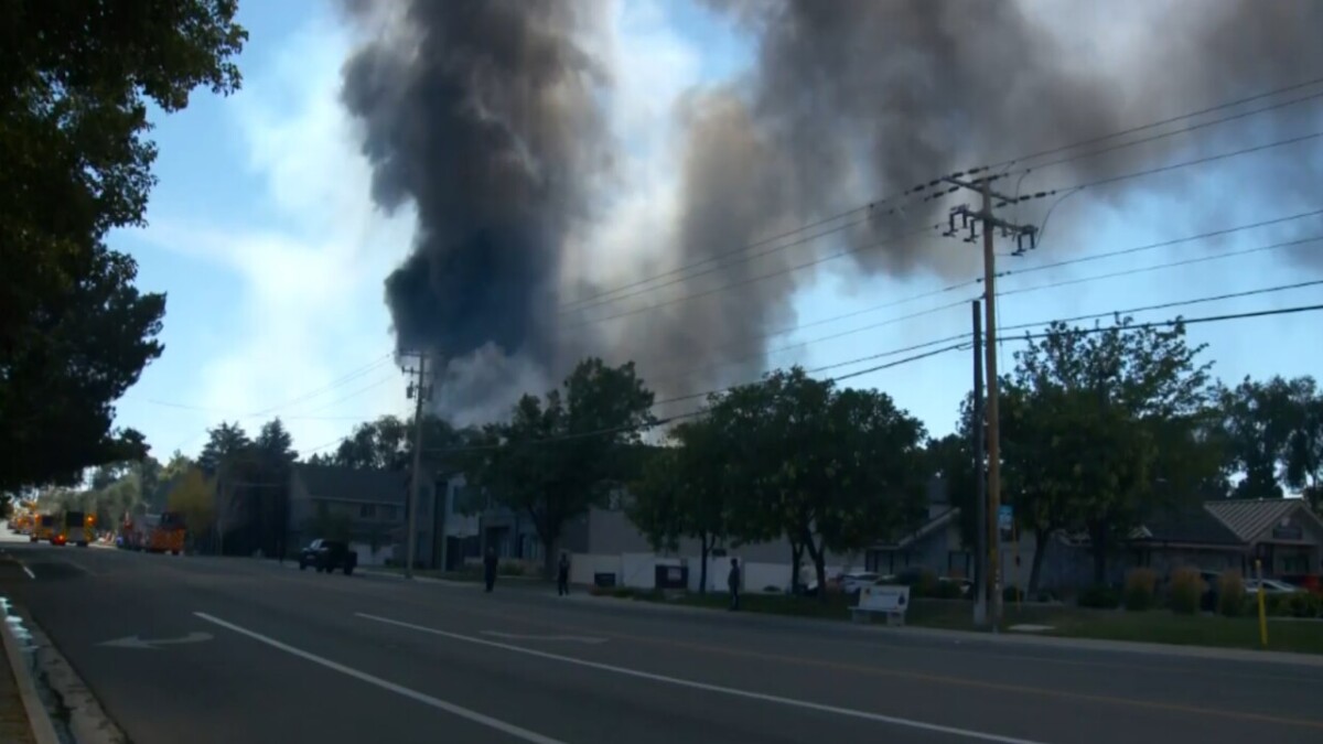 UniverseAtLarge's tweet card. A large fire is threatening structures in Millcreek on Friday afternoon, with thick smoke seen rising from the neighborhood.