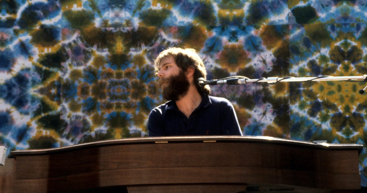 L4LM's tweet card. Late Grateful Dead keyboardist Brent Mydland died of an accidental drug overdose 35 years ago today. We miss you, Brent.