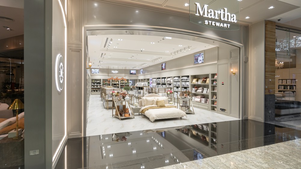 wwd's tweet card. Martha Stewart, Marquee Brands, Unveiling the first Martha Stewart stores