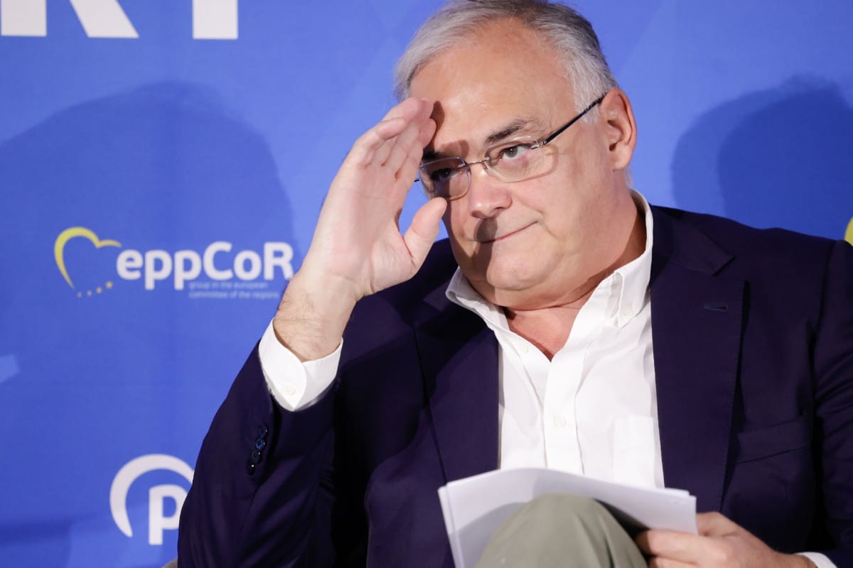 hermanntertsch's tweet card. El vicesecretario general del PP viajó a Pekín para reunirse con el Gobierno chino y defendió la entrada de Huawei en la red 5G europea