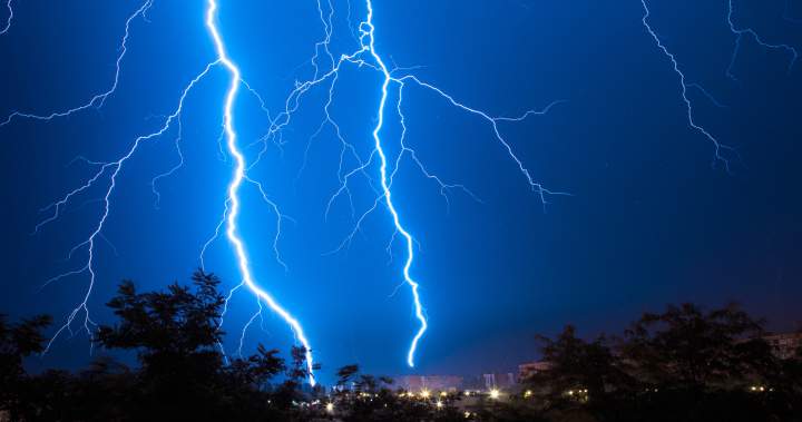 GlobalEdmonton's tweet card. It happened Thursday night in west Edmonton, as thunderstorms rolled through the region in the afternoon.