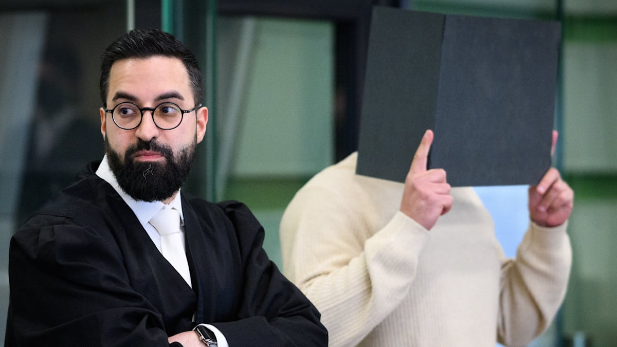 kevin_culina's tweet card. Lehramtsstudent Mustafa E.-H. A. verletzte den Juden Lahav Shapira bei einem Angriff lebensbedrohlich. Dafür muss er jahrelang in Haft. Das Urteil soll angesichts des grassierenden Judenhasses...