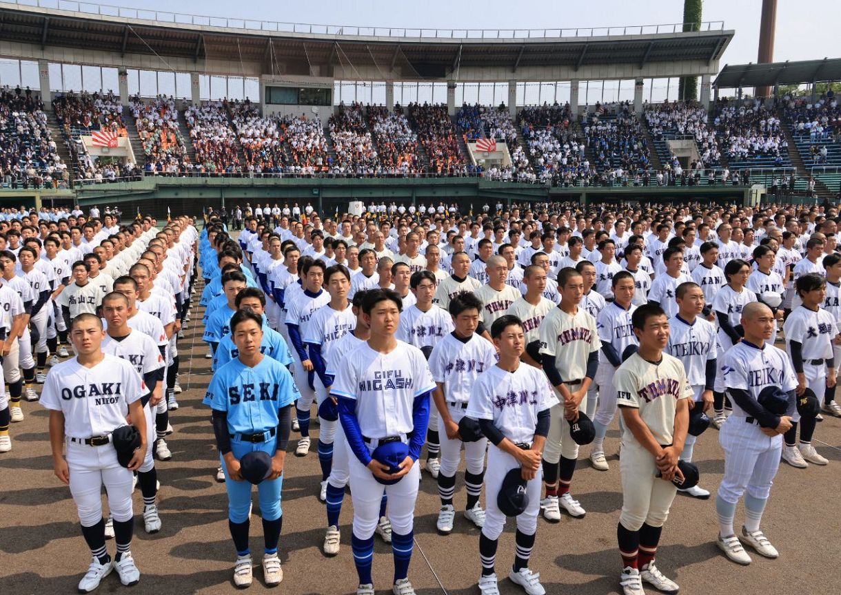 chunichi_gifu's tweet card. 第107回全国高校野球選手権岐阜大会の2次抽選会が25日、岐阜市内であり、27日に同市のぎふしん長良川球場で行われる準決勝2試合の組み...
