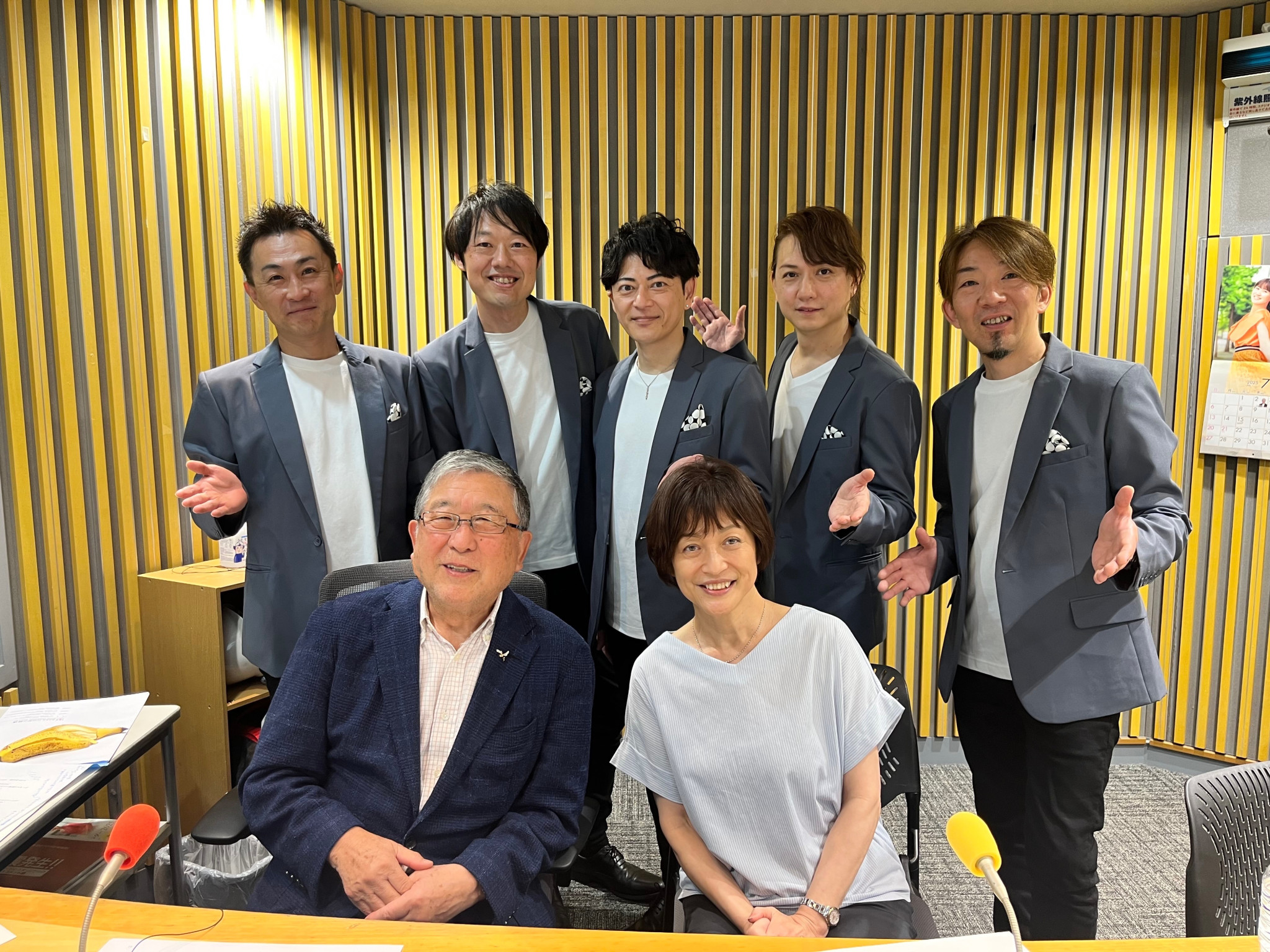 toku1242's tweet card. 徳光和夫の得意分野である「音楽」「スポーツ＆ニュース」「人情噺」の3つを柱に、「笑いあり！」「涙あり！」・・・土曜日の朝のオトナの遊び心をくすぐる実感ラジオ、それが「徳光和夫 とくモリ！歌謡サタデー」です。思わず口ずさんでしまう曲から人...