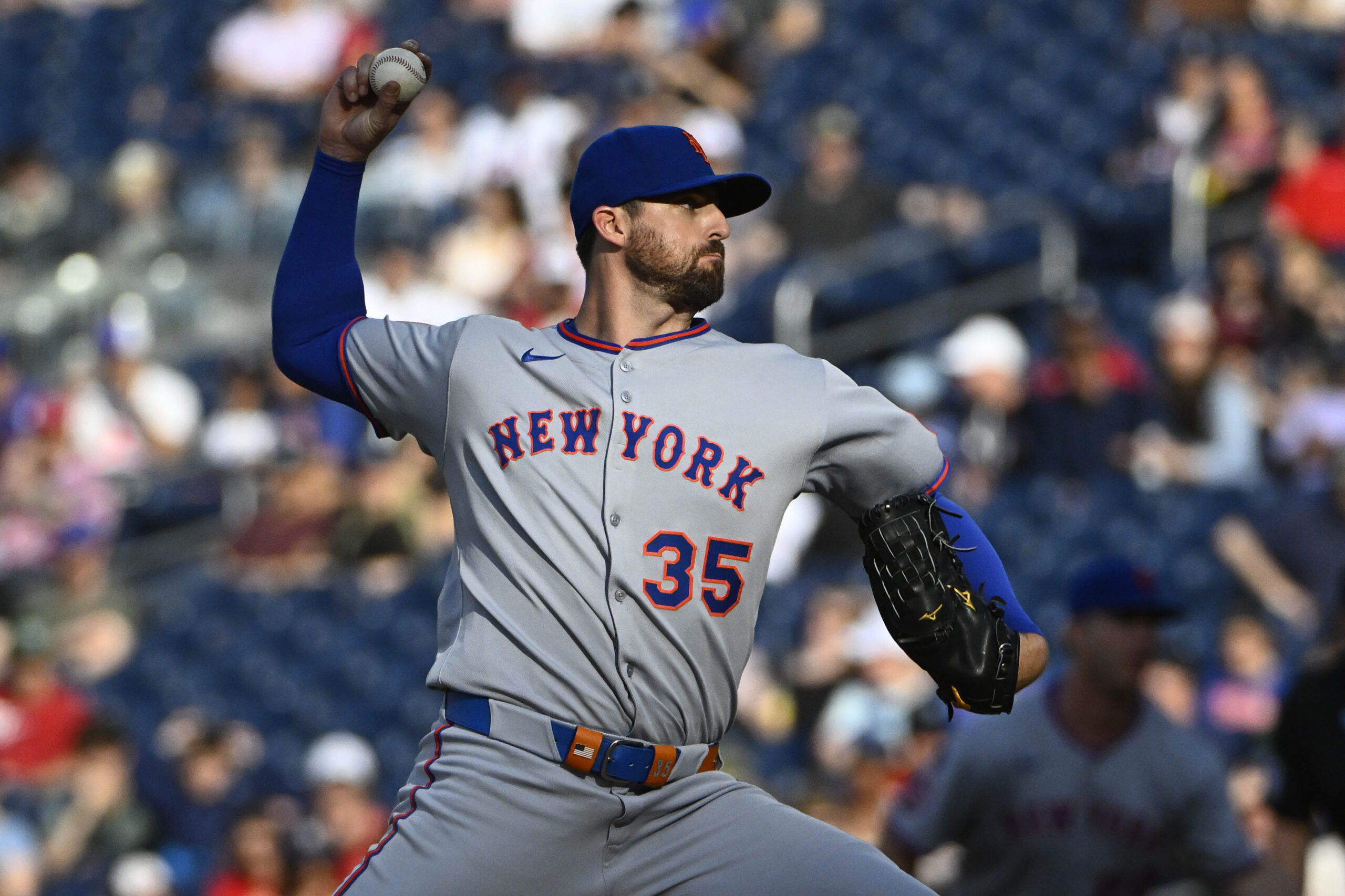 Metsmerized's tweet card. Friday, July 25, 2025 • 1015 PM Oracle Park • San Francisco, CA RHP Clay Holmes (8-5, 3.48) vs. RHP Logan Webb (9-7, 3.08) WPIX Hope you like the San Francisco Giants, because the Mets are going to...