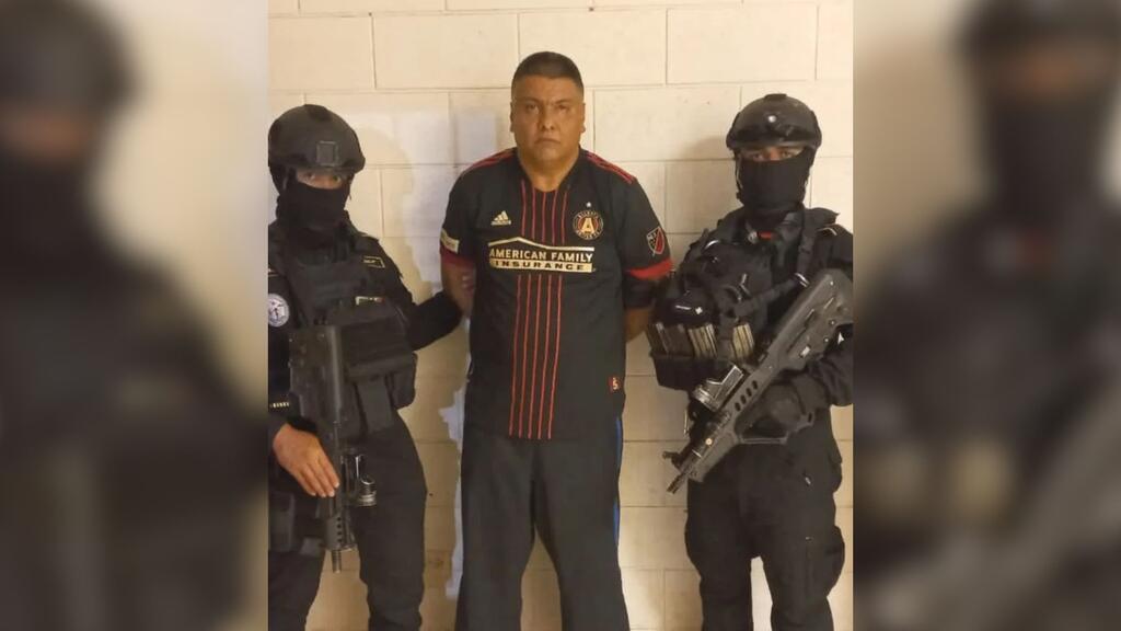 univision34ATL's tweet card. Pablo Tabares Martínez, de 50 años, sería uno de los miembros de la ‘Nueva Familia Michoacana’ que fue extraditado desde Guatemala a EEUU. Tabares fue declarado culpable por un tribunal federal en...
