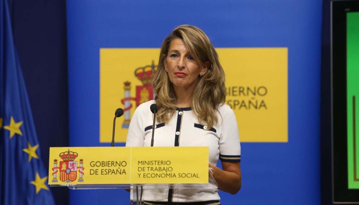 NMartinChange's tweet card. Yolanda Díaz había hecho de la subida del SMI una de sus banderas políticas por lo que el fallo del Supremo supone un serio revés.