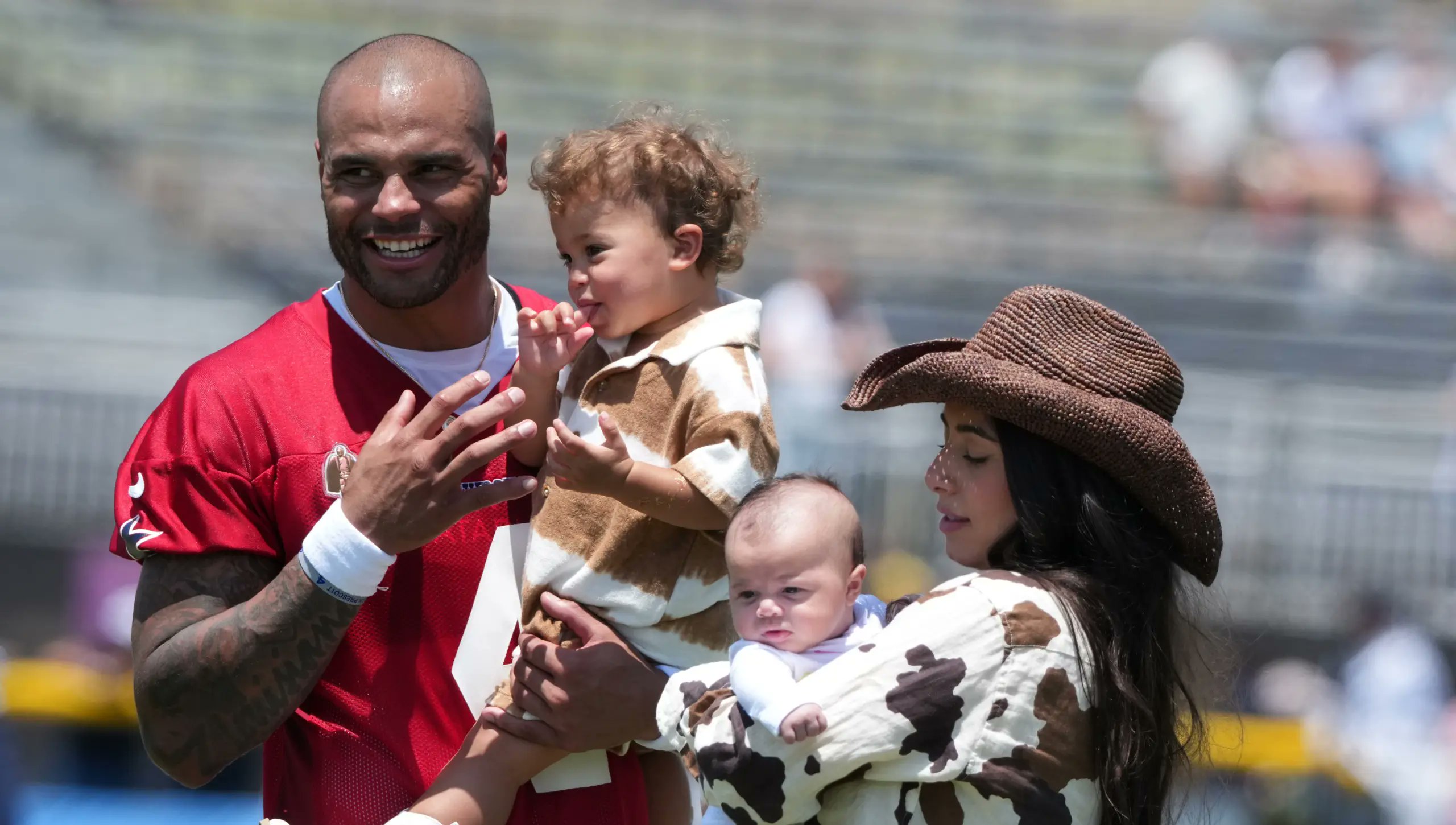 MSports_all's tweet card. Discover how Dak Prescott's "here we go" cadence evolves under Brian Schottenheimer, exciting Cowboys fans everywhere.