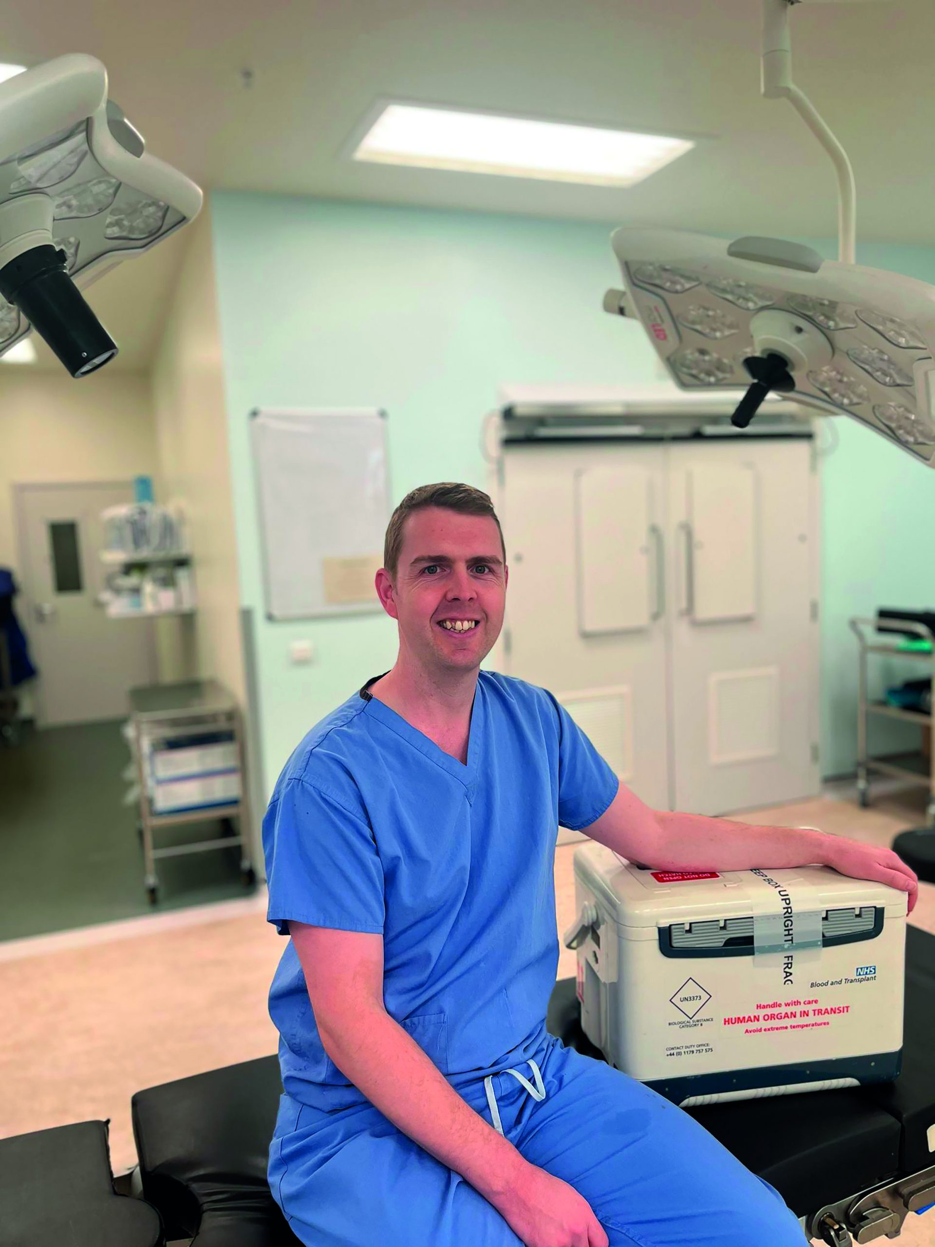 Vasuragh's tweet card. Dr Stephen Knight has won the American Society of Transplantation’s Transplant Visionaries Challenge for test to detect transplant rejection.