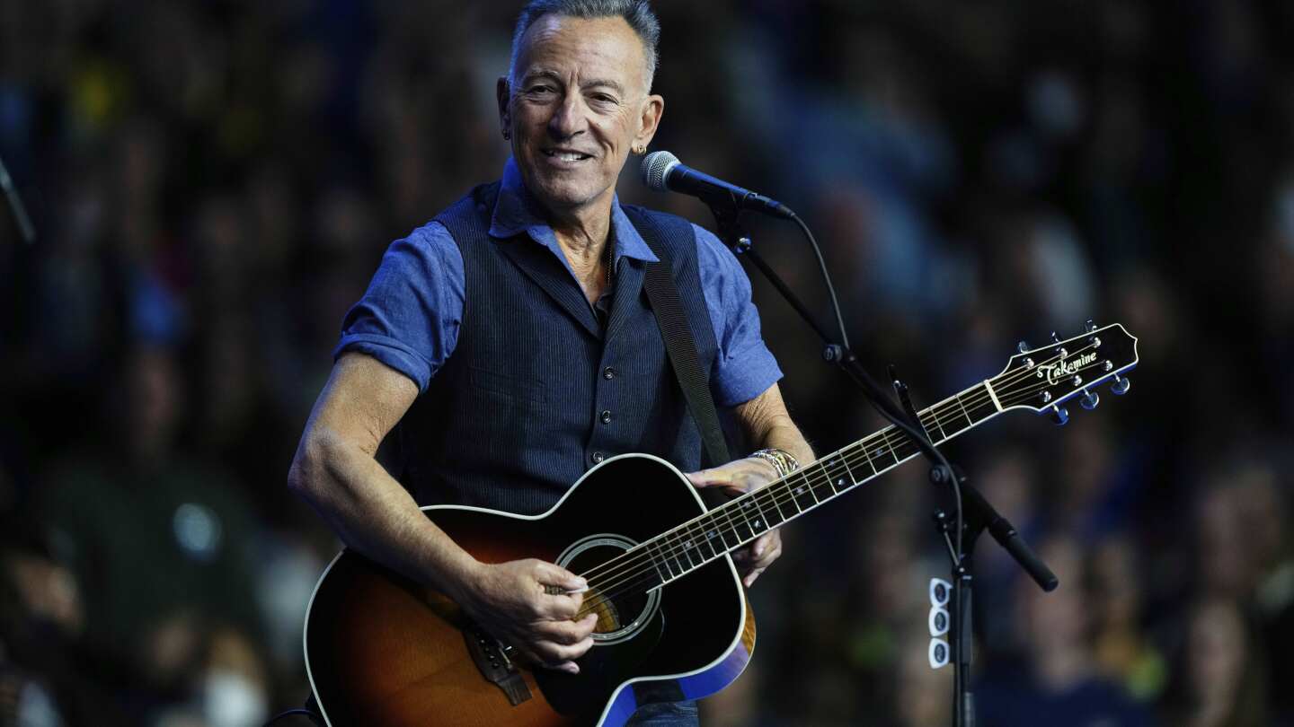 anthonyted's tweet card. Even as his fame and wealth have soared over the decades, Bruce Springsteen has retained the voice of the working class’ balladeer.