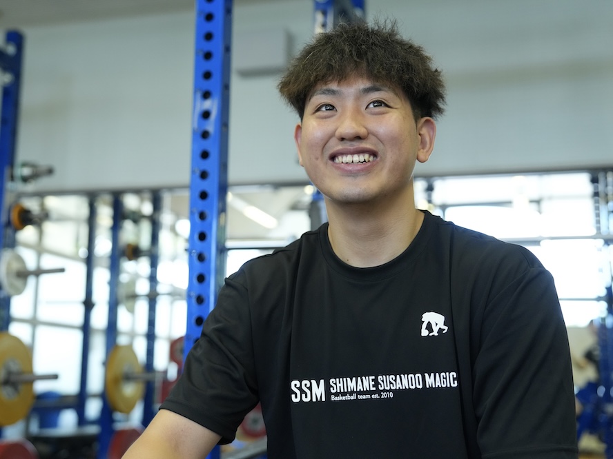 basket_count's tweet card. 自らの成長とビッグクラブへの挑戦を糧に飛躍を誓う 昨シーズン、地元クラブの大阪エヴェッサで60試合全試合出場と