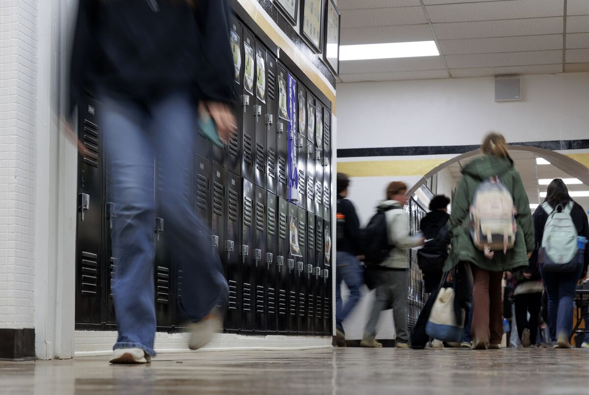 j_lovinger's tweet card. Abbott poised to sign school-choice bill after years-long quest