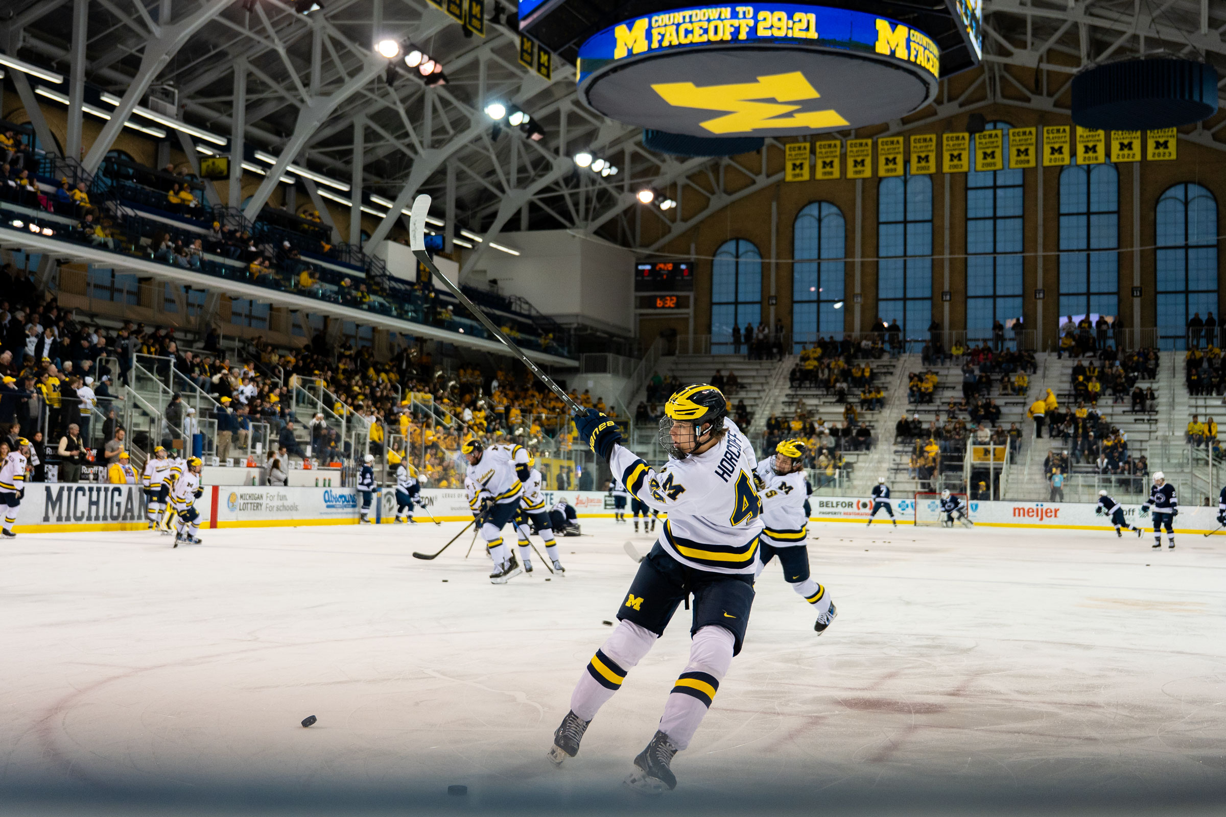 theblockm's tweet card. With the 24th pick in the 2025 NHL Draft, the Piitsburgh Penguins selected Michigan sophomore forward Will Horcoff.
