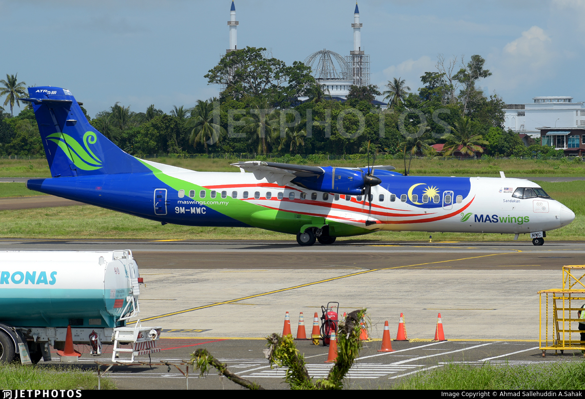 SquawkAlert's tweet card. "Sandakan" + Negaraku livery. 9M-MWC. ATR 72-212A(500). JetPhotos.com is the biggest database of aviation photographs with over 6 million screened photos online!