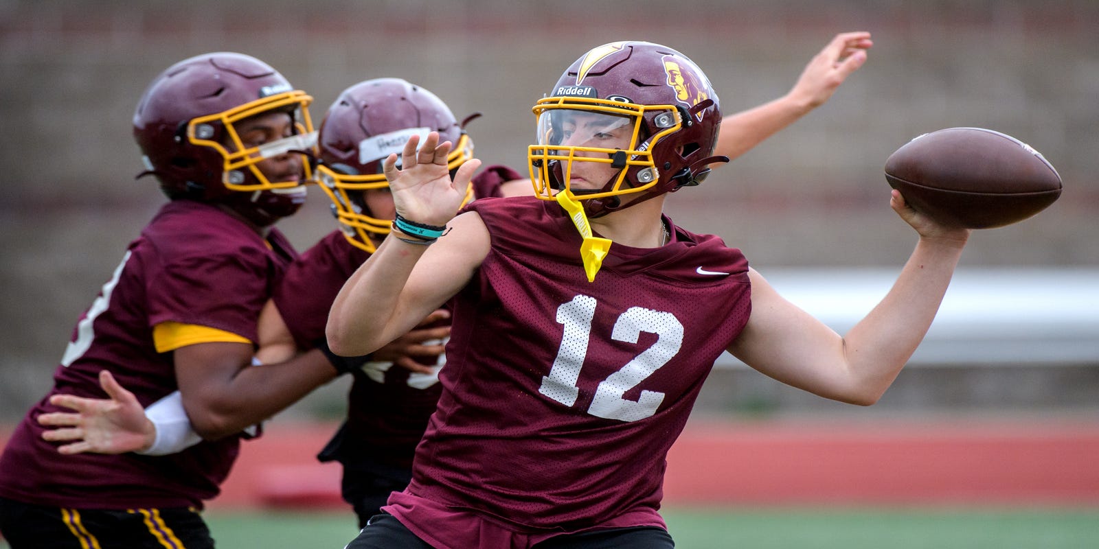 AdamDuvall's tweet card. Returning starters and up-and-coming talents — the area is loaded at quarterback. Here's a list of the top players around Peoria for 2025.