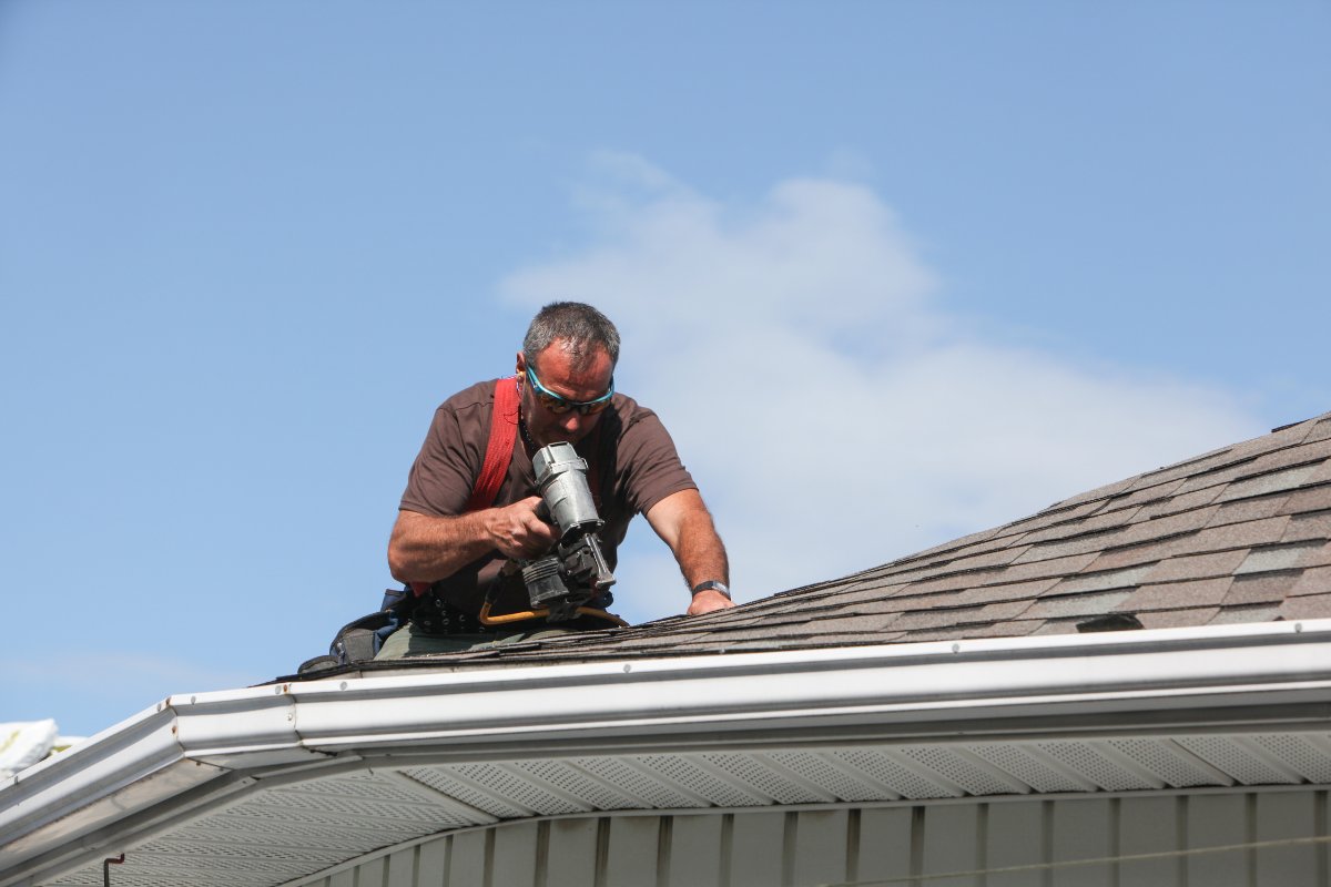 Fransicverso's tweet card. Successful roofing projects rely on various interconnected elements that shape their outcomes. Understanding these factors is important