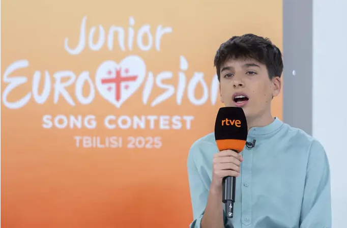 CatPress_cat's tweet card. Gonzalo Pinillos de 14 anys amb una sòlida formació en música, teatre musical i interpretació, ha estat seleccionat per a representar a Espanya en el XXIII Festival de la Cançó d'Eurovisió J ...