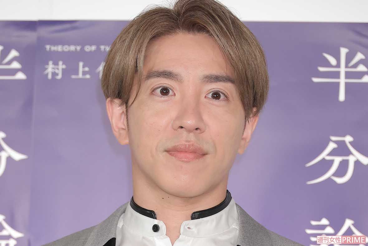 shujoprime's tweet card. 7月24日、SUPER EIGHT・村上信五の熱愛報道が『FRIDAY』で報じられた。お相手は20代の女性で、女優・高畑充希を彷彿とさせる雰囲気の黒髪美女だという。しかし、ネット上では思わぬ“論争”が巻き起こっていてーー。
