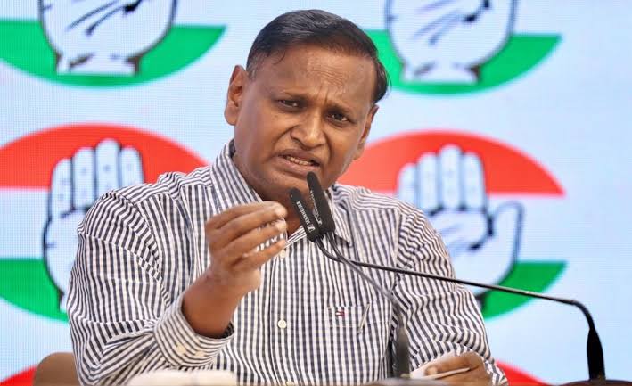 MuslimMirror's tweet card. Following Leader of the Opposition (LoP) Rahul Gandhi’s remarks that OBCs represent the “productive power of the country”, Congress leader Udit Raj said on Saturday that he (LoP) will prove to be the…