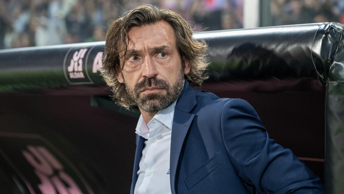 Gazzetta_it's tweet card. In una settimana nel 2020 è passato dalla panchina dell'Under 23 bianconera al ruolo di successore di Sarri. È l'ultimo tecnico juventino ad aver vinto 2 trofei in una stagione, ma tre anni dopo si...