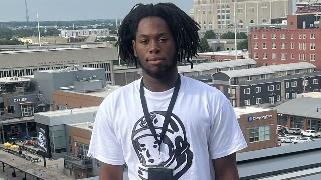 ISDUpdate's tweet card. 2027 North Carolina edge defender Rashad Streets has heard enough about the Irish's culture that he wants to see it for himself.