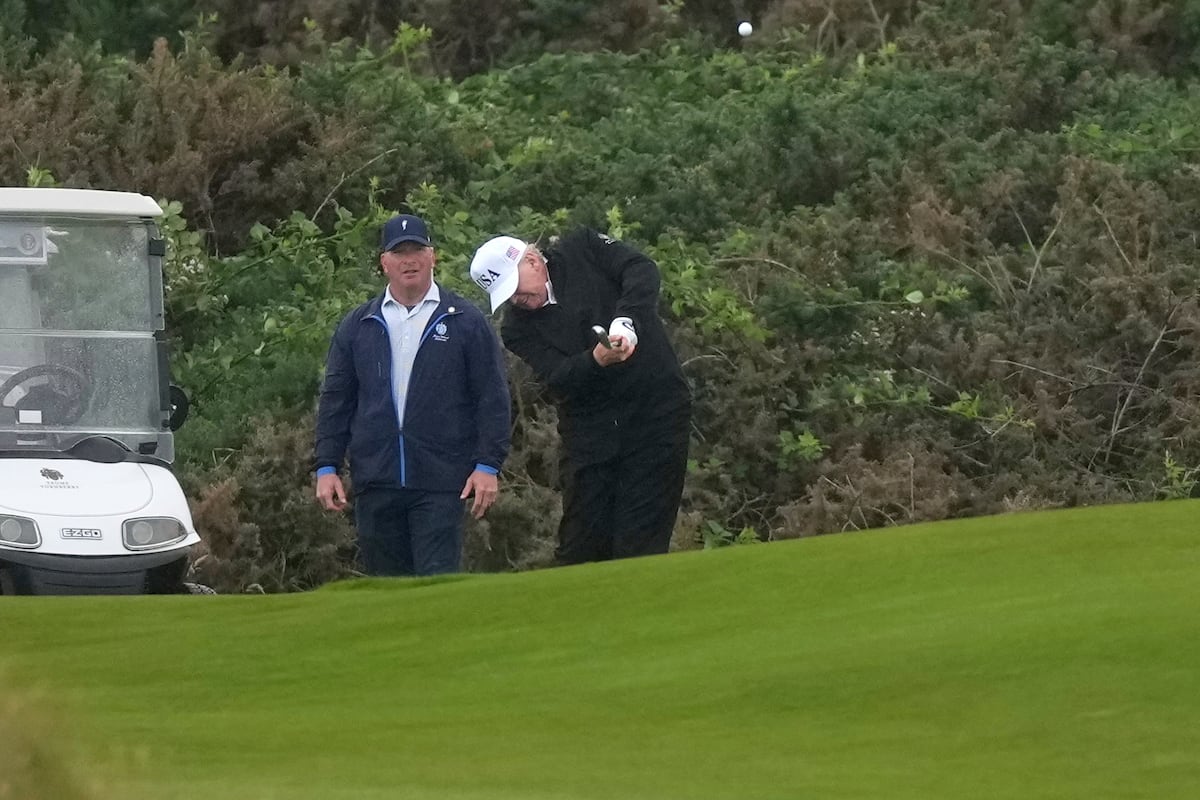 valmenor's tweet card. El presidente de Estados Unidos llega al Reino Unido para una visita privada a sus campos de golf y el domingo se reunirá con Ursula von der Leyen para el posible cierre de un acuerdo comercial con...