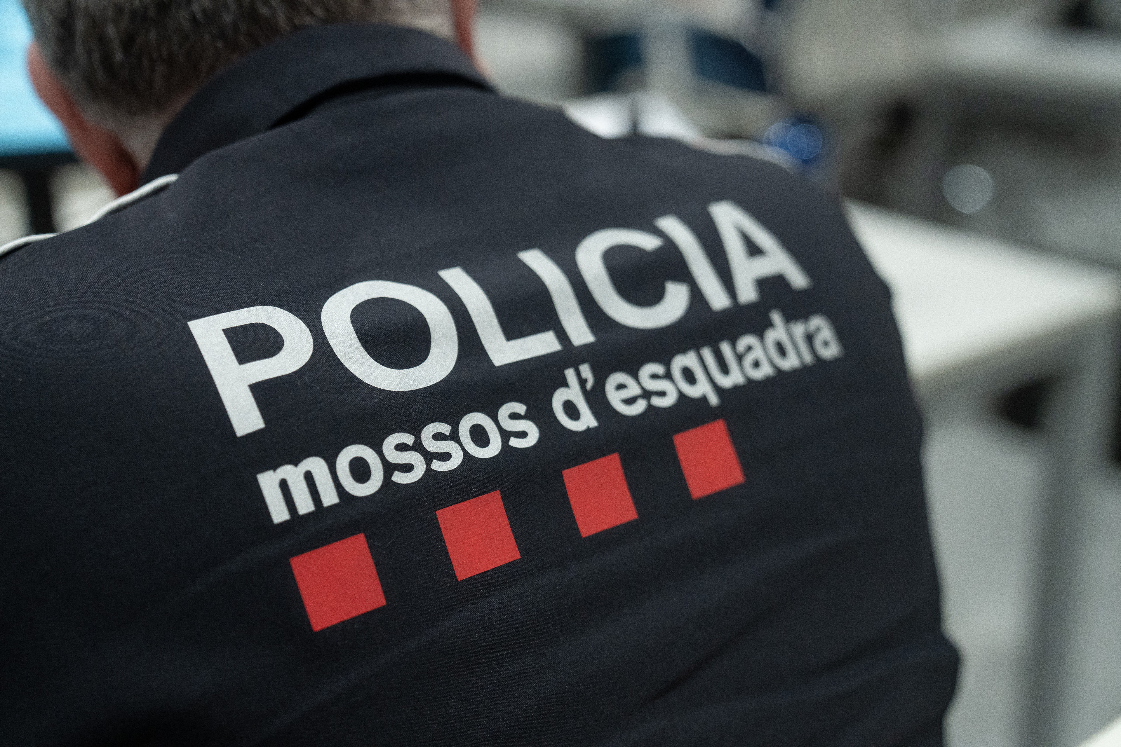 CatPress_cat's tweet card. Un motorista perd la vida a Badalona i un turisme se surt de la via a Albesa, deixant una morta i diversos ferits greus. Ja són 86 víctimes mortals en 2025. ...