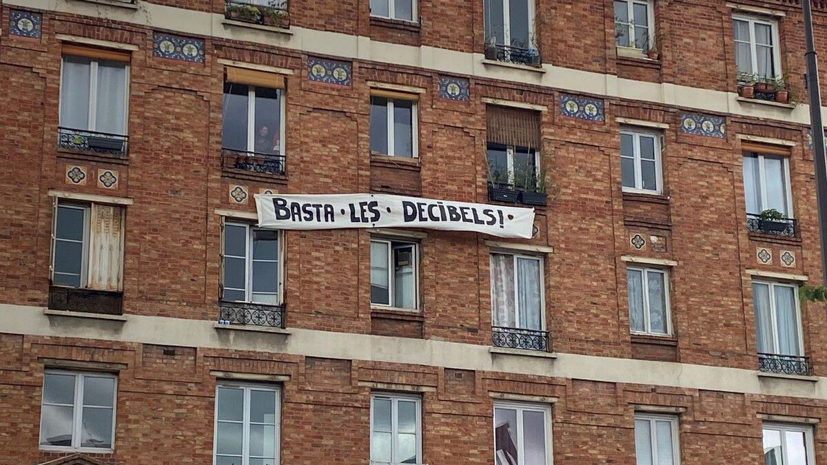 BrenierLaura's tweet card. Si le confinement a laissé un peu de répit aux habitants de l’arrondissement, les nuisances sonores sont reparties de plus belle depuis le d