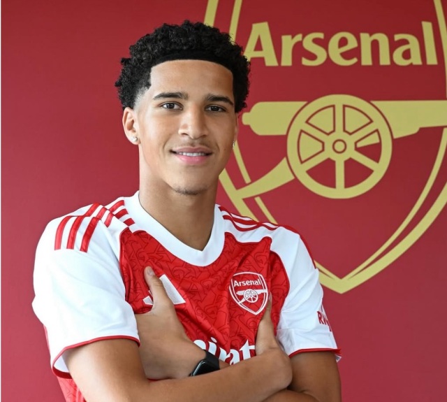 jeorgebird's tweet card. Image: Arsenal New signing Demiane Agustien is with the Arsenal U21 squad ahead of their friendly away to Austria Vienna II today.