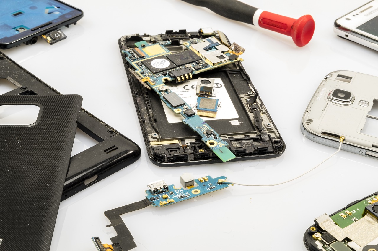 TexPIRG's tweet card. Texas becomes first red state to pass Right to Repair legislation