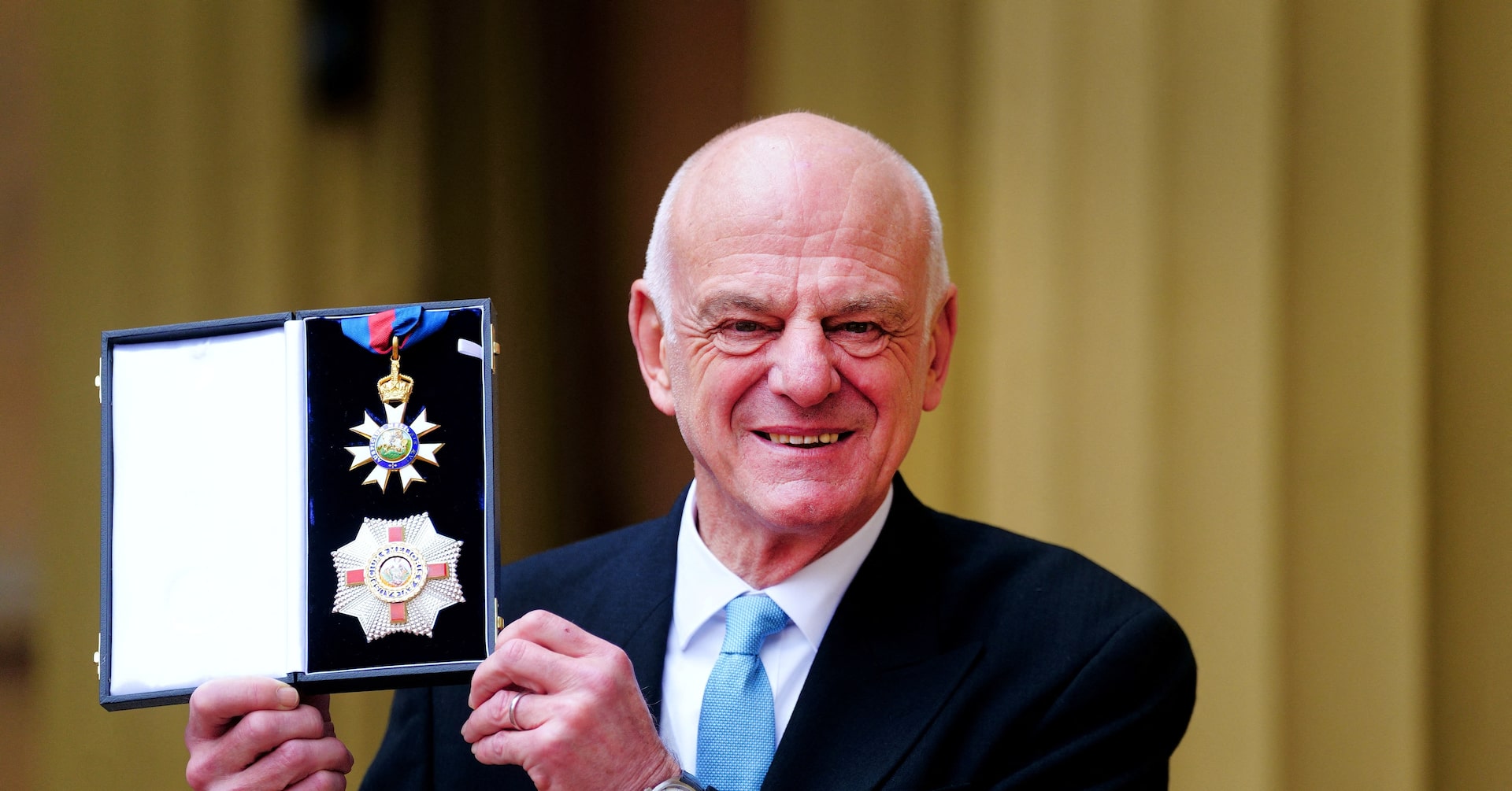 Reuters_Health's tweet card. David Nabarro, the World Health Organization's special envoy for COVID-19 since the early stages of the outbreak in 2020, has died at the age of 75, the WHO said on Saturday.