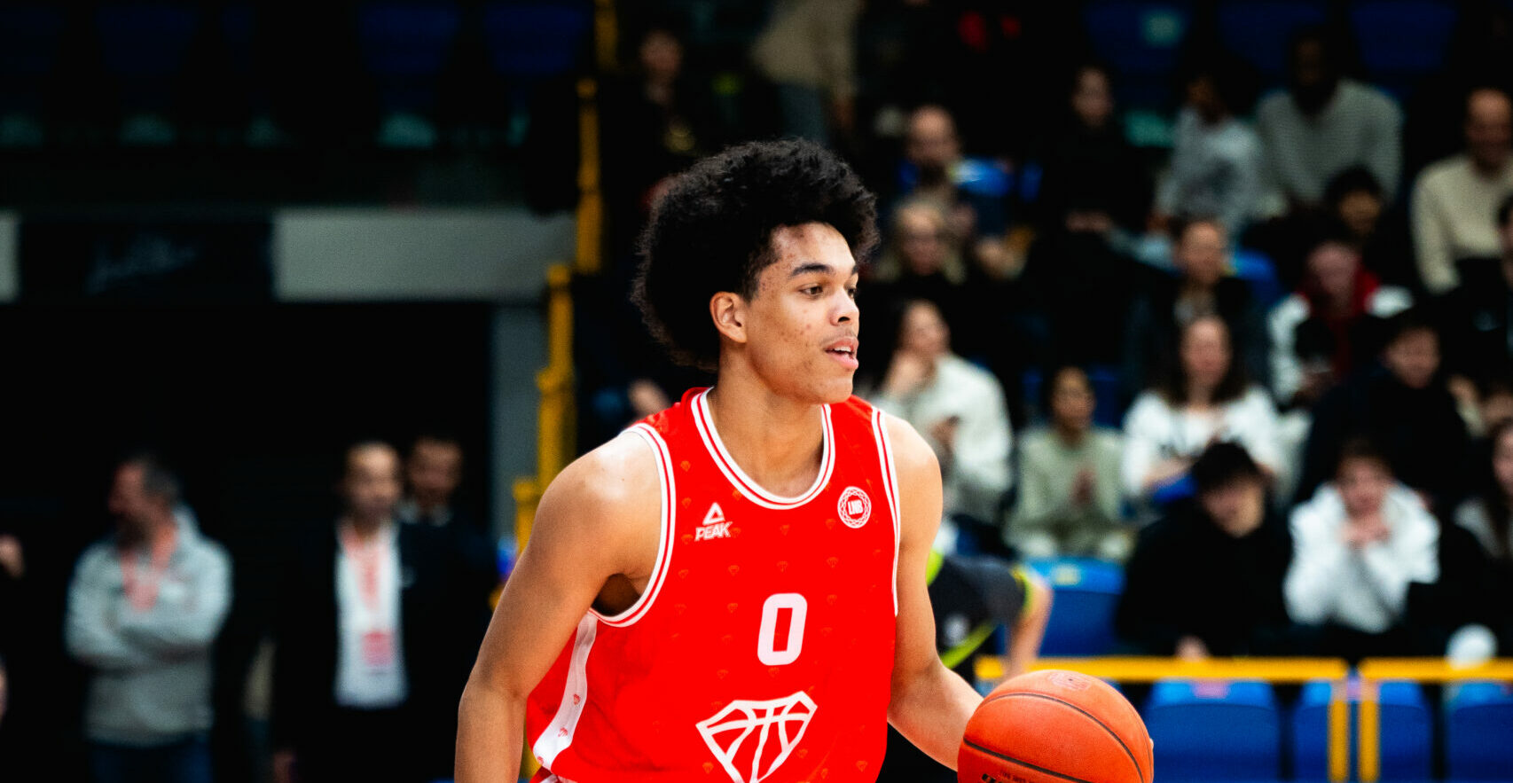 ESSMbasket's tweet card. Arrivé en prêt cette saison, Lucas Fischer continue sa progression au plus haut niveau. Formé à Nanterre, il revient sur le début de sa carrière, ses inspirations et ses objectifs avec l’ESSM. L&rs…