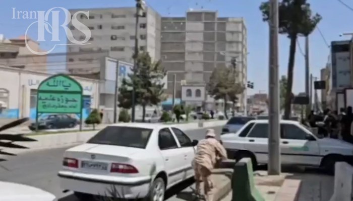iranhrs99's tweet card. کانون حقوق بشر ایران، شنبه ۴ مردادماه ۱۴۰۴ - صبح روز شنبه ۴ مردادماه ۱۴۰۴، ساختمان دادگستری زاهدان هدف حمله‌ای گسترده از سوی افراد مسلح قرار گرفت