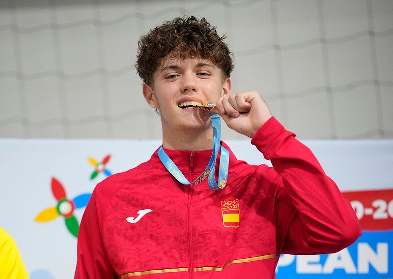 yosoynoticia_'s tweet card. Iván Lysenko se proclamó campeón del Festival Olímpico de Juventud Europea después de vencer al ucraniano David Hulii en la final de +73 kg. Junto a Violeta Díaz, los dos deportistas culminan el FOJE...