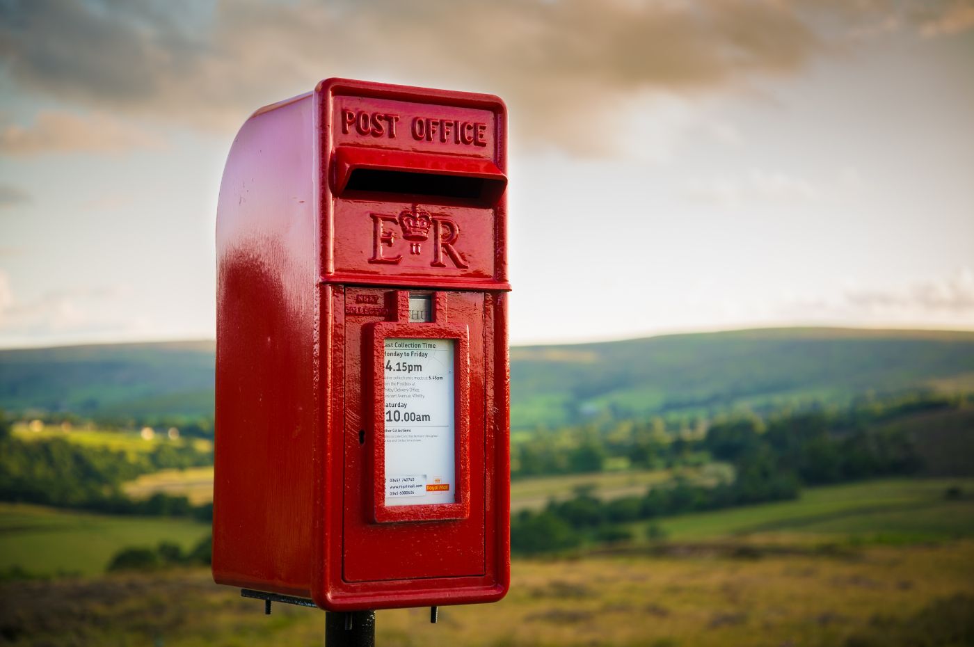 ScotCountryside's tweet card. Rural communities could be disadvantaged by Royal Mail's new delivery reforms, warns the Countryside Alliance, urging protection of the Universal Service Obligation's one-price-goes-anywhere princi...