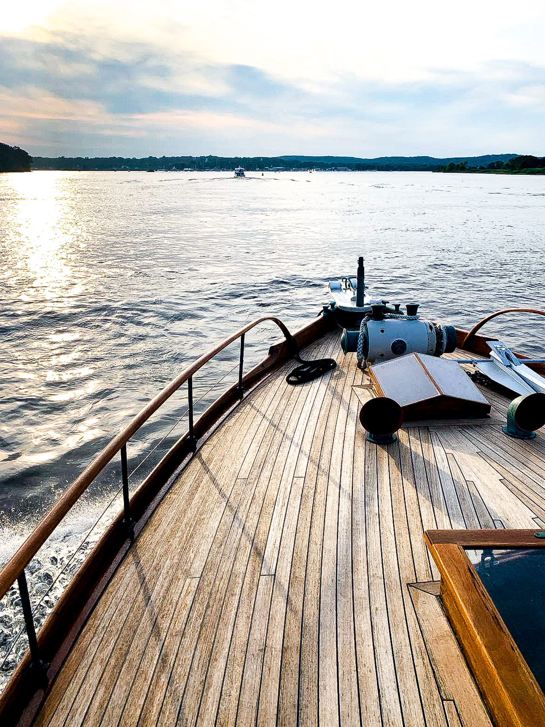 ctexaminer's tweet card. DEEP RIVER — The use of Diquat to combat invasive hydrilla in the Connecticut River is a hot topic for public debate, as state officials and environmental groups have tried […]