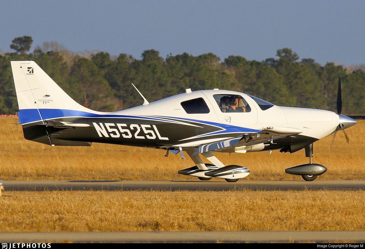 SquawkAlert's tweet card. N5525L. Cessna T240 Corvalis TTX. JetPhotos.com is the biggest database of aviation photographs with over 6 million screened photos online!