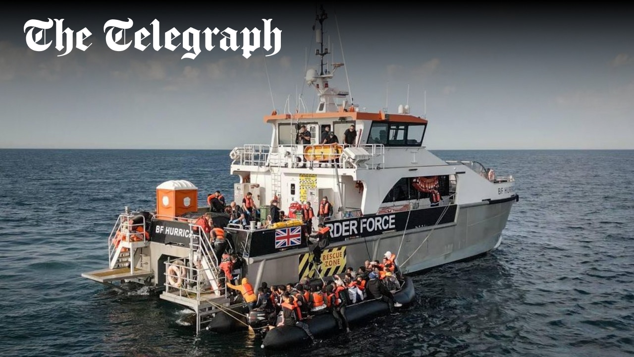 LeeConnor184463's tweet card. Farage takes to the waters to witness Starmer’s ‘blatant betrayal’ of voters’ immigration demands