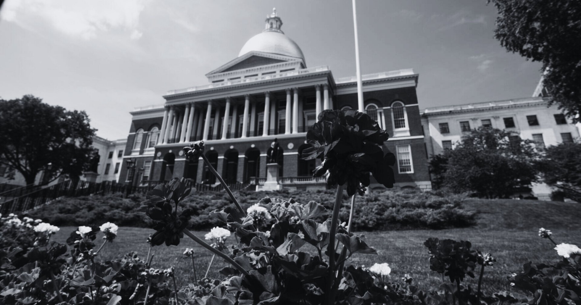 MASSterList's tweet card. The Legislature's biggest problems remain on the back burner or behind closed doors as lawmakers continue their march toward summer vacation