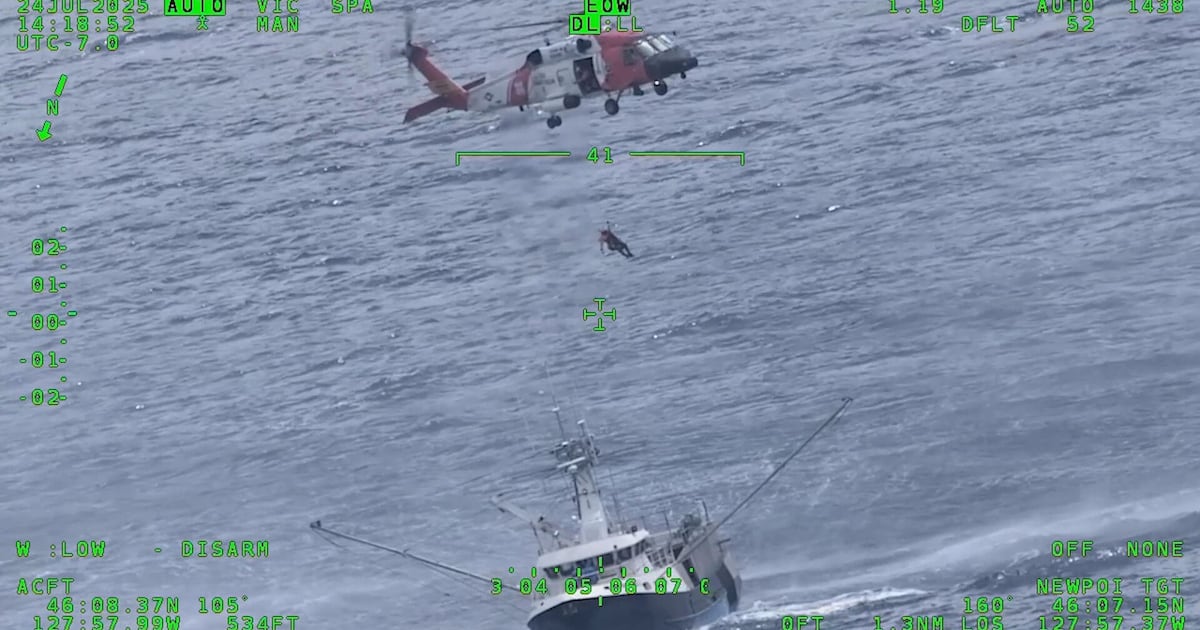 CP24's tweet card. A dramatic rescue of a Canadian fisherman hundreds of kilometres off the Oregon Coast saw the Royal Canadian Air Force and the U.S. Coast Guard working together this week.